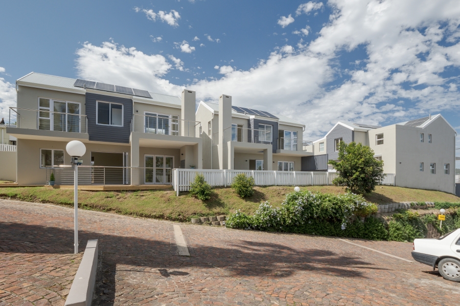 3 Bedroom Property for Sale in Costa Sarda Western Cape